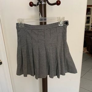 Plaid black and white button short skirt